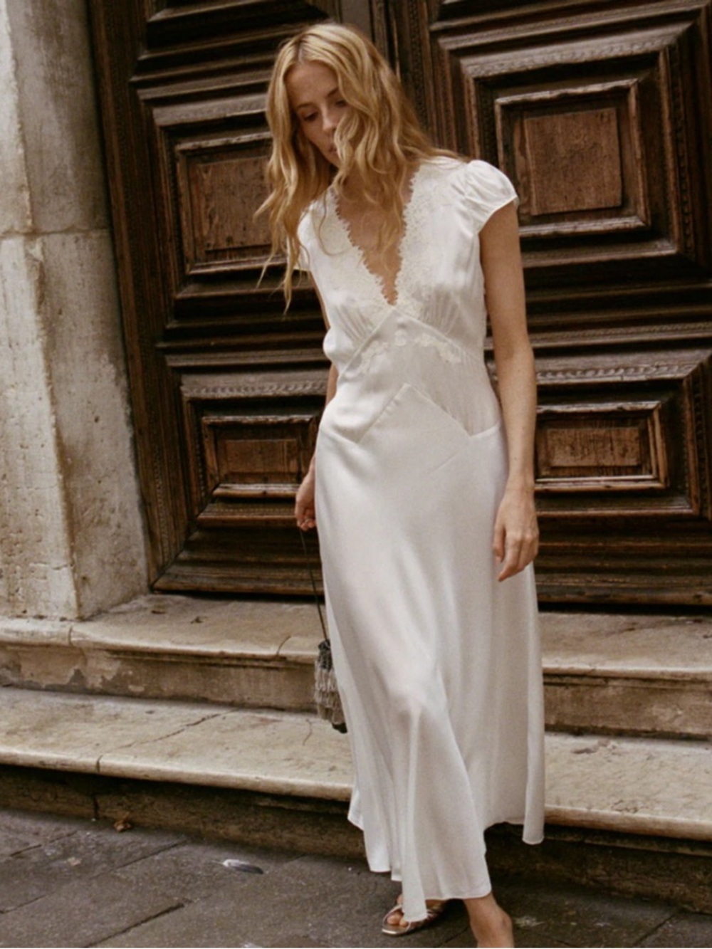 Doen Coraline Silk Midi Dress in Salt - Size Small - Picture 2 of 9